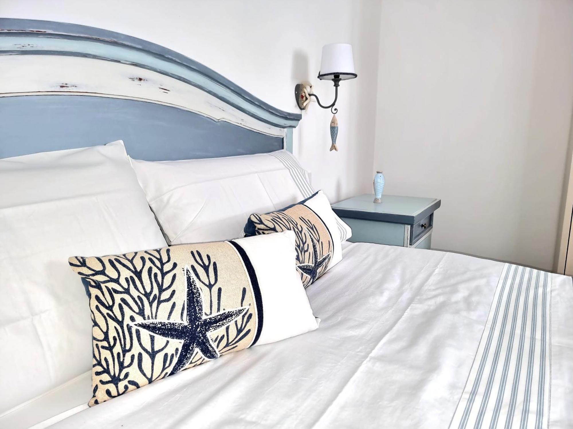 Golden House Hotel Porto Torres Ngoại thất bức ảnh